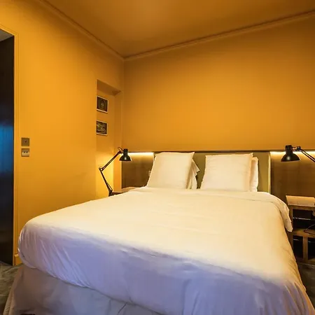 Apartment Pied A Terre Palestro Paris