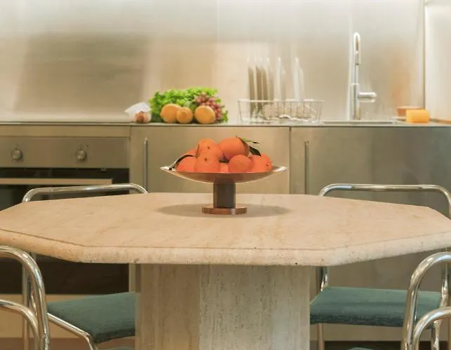 Pied A Terre Palestro Paris